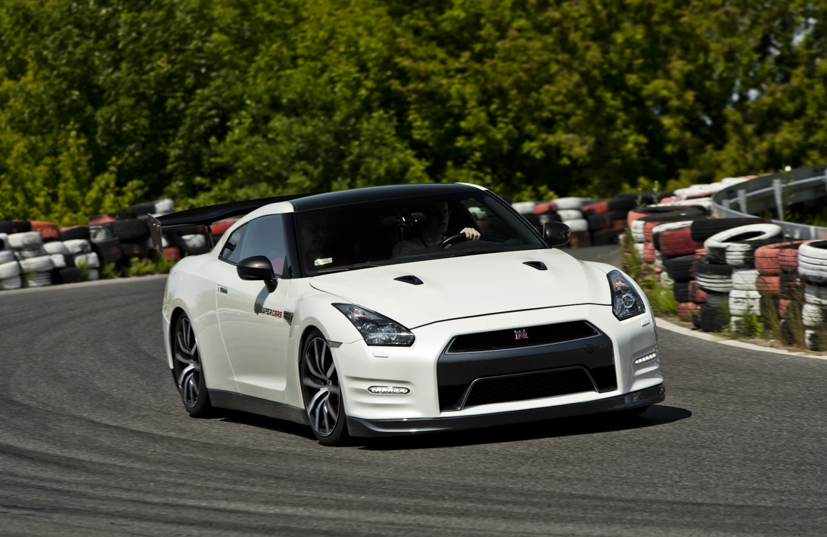Nissan GTR